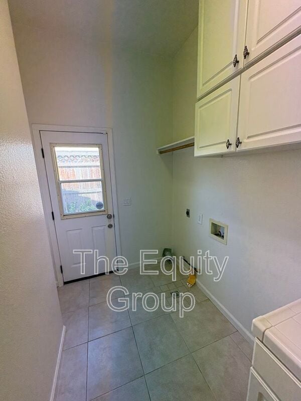 Photo - 2511 S Peppertree St