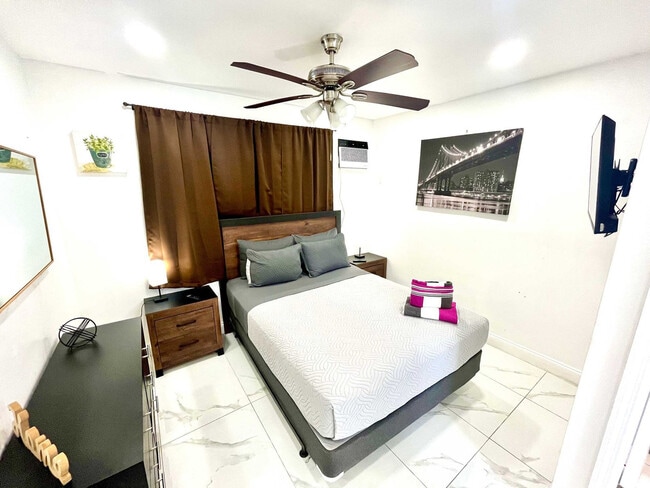 Photo - 338 Van Buren St Unidad SI FL1-ID1520241P