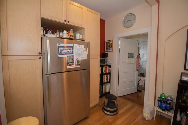 Photo - 15 Kenwood St Unit 1