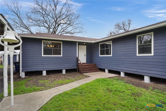 Photo - 358 Lake Placid Dr