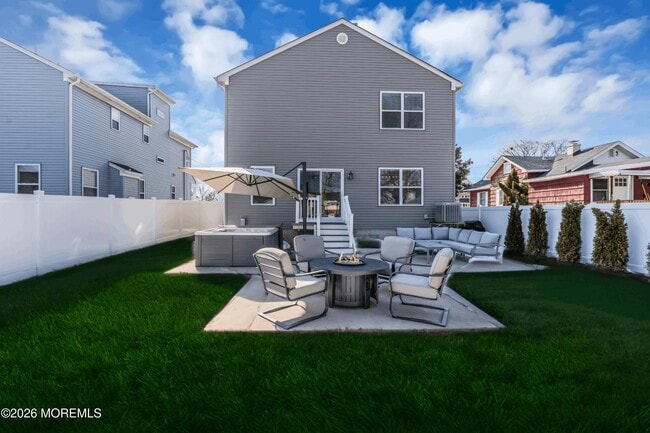 Photo - 267 N 5th Ave