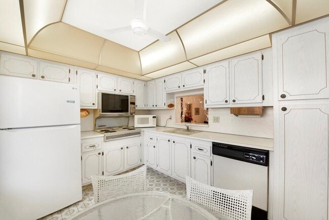 Photo - 500 NE 12th Ave Unit 202