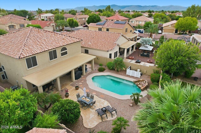 Building Photo - 15638 W Redfield Rd