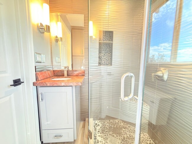 Photo - 341-340 Marie Ave Unit 338 N Vista Pl