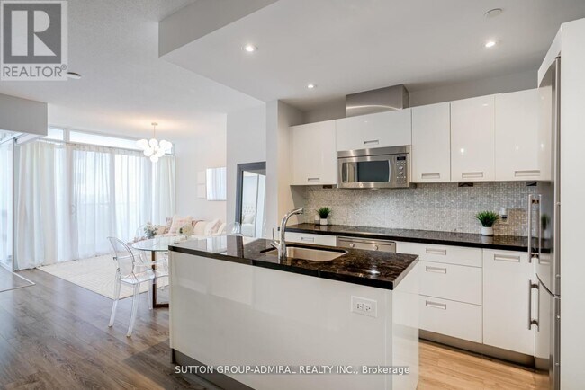 Photo - 90 Park Lawn Rd Unité 1003