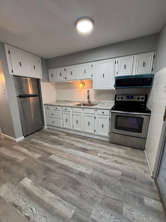 Photo - 4701 S Pointe Dr