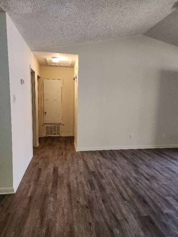 Photo - 509 Summit St