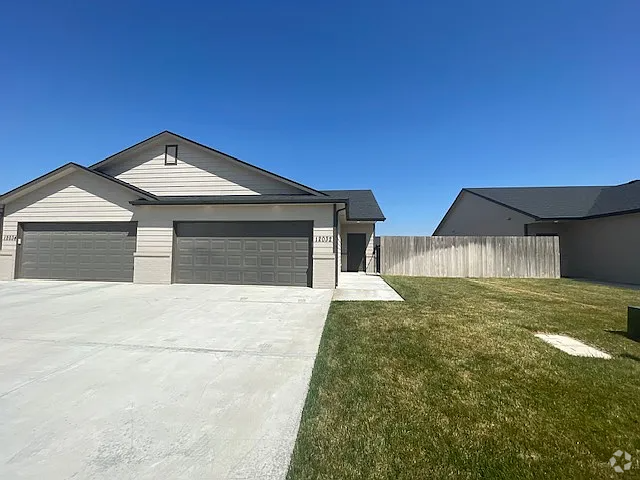 Building Photo - 12020 Fontana Cir Rental
