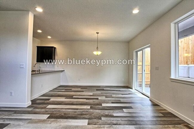 Photo - 3 Bed, 2.5 Bath Home in Ridgefield's McCormick Creek Subdivision