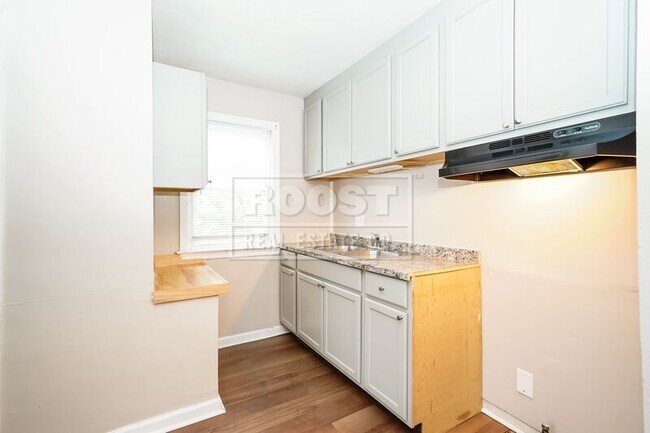 Photo - 2317 Parkwood Ave