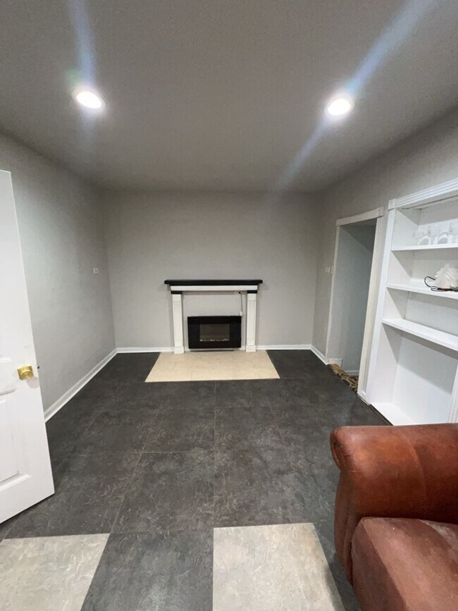 Photo - 3426 Tampa St