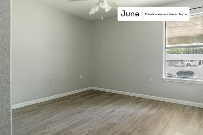 Photo - Room in Shared 3 bed/2 bath home Unit B