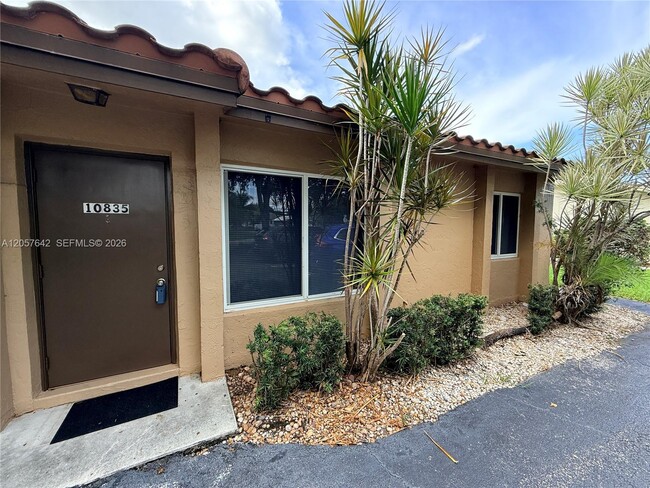 Photo - 10835 NW 45th St Unit 10835