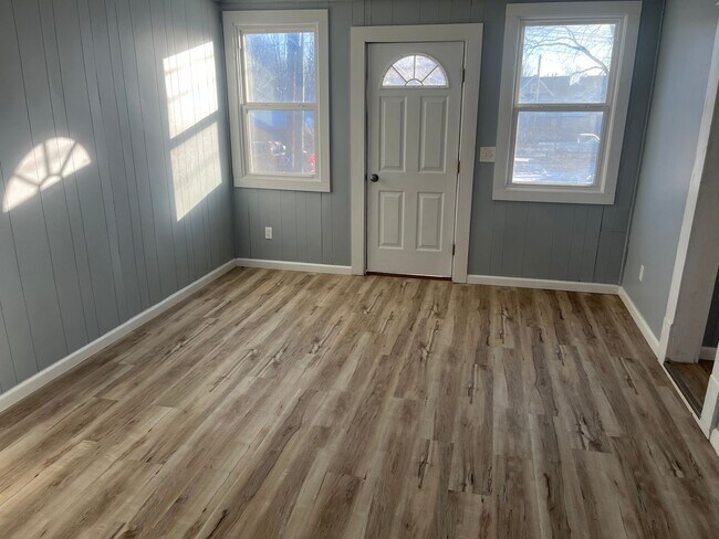 Photo - 206 Morgan St Unit 2