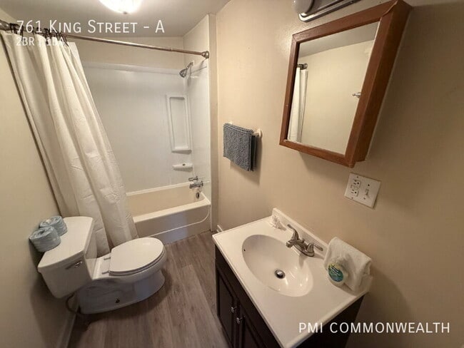 Photo - 761 King St Unit A