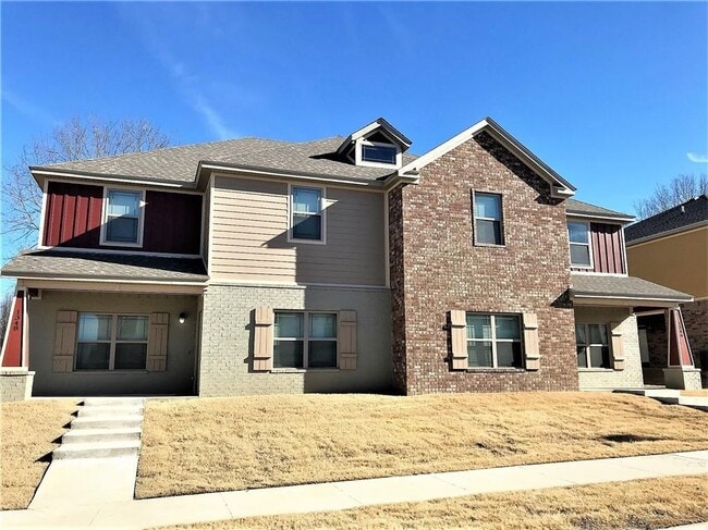 Building Photo - 1348 N Corsica Dr Rental
