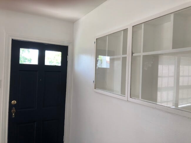 Photo - 2830 Sarita St