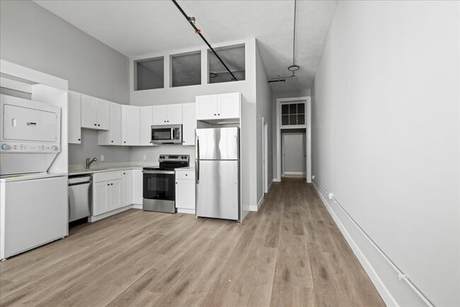 Photo - 22 Waverly St Unit 101