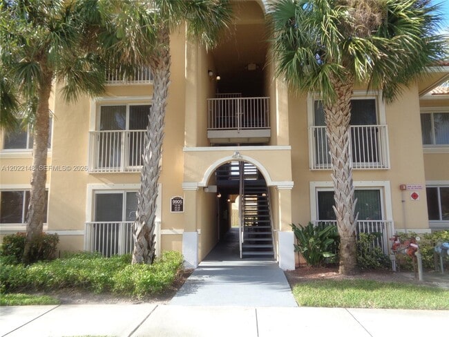 Photo - 9905 Westwood Dr Unit 18-3