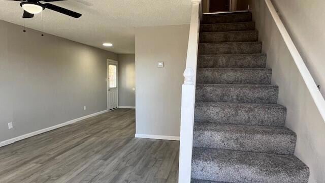 Photo - 3324 Steeple Cir NE