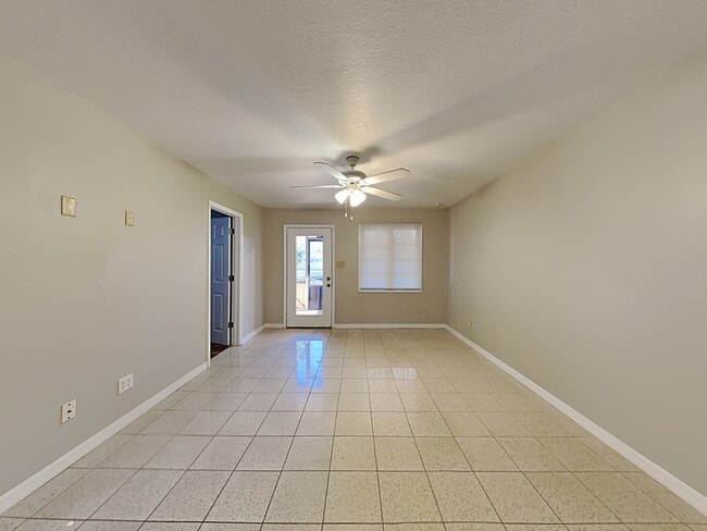 Photo - 1431 Seminola Blvd Unit Apt 1