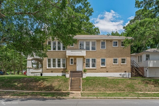 Photo - 2 bedroom duplex - downstairs
