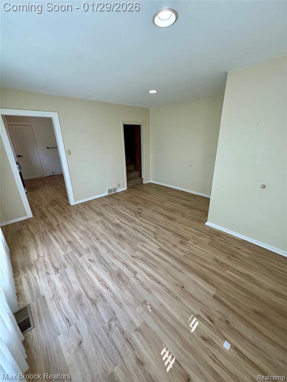 Photo - 368 S Wing St