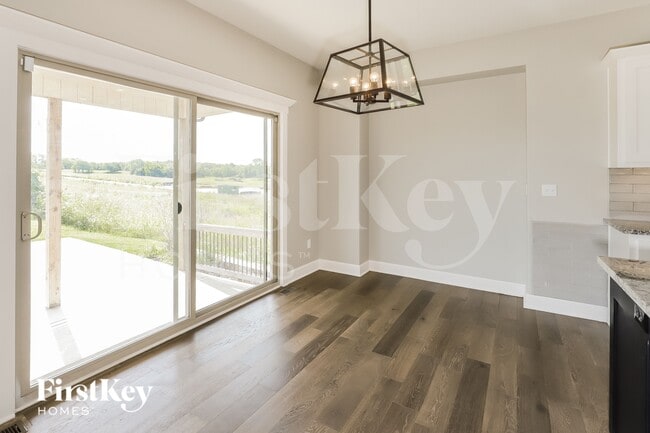 Photo - 2513 Windmill Dr