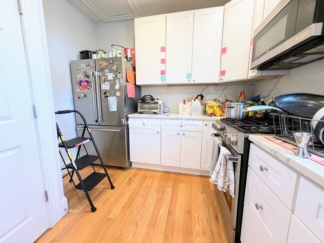 Photo - 75 Winchester St Unit 3