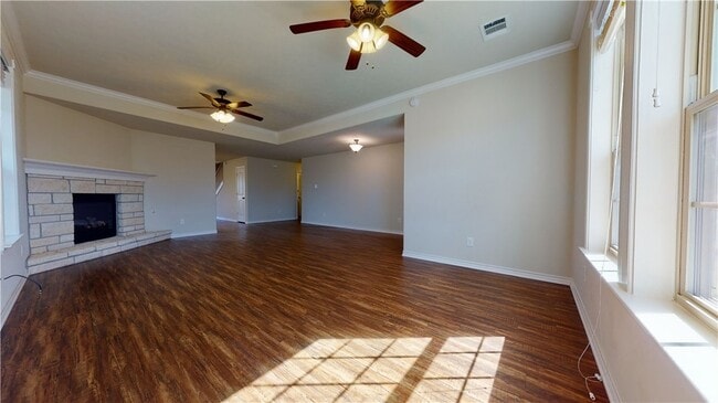 Photo - 923 Emerald Dove Ave