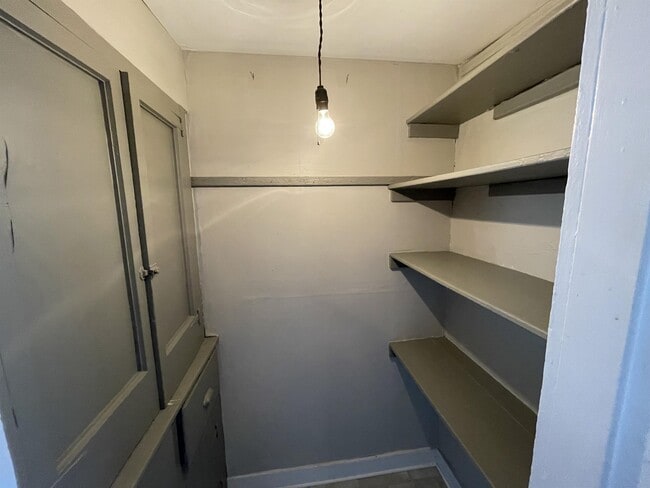 Photo - 30 Wentworth St Unit 4