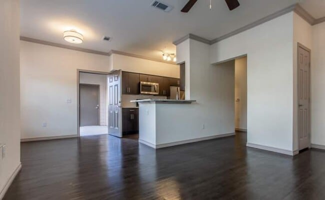 Photo - 1 bedroom in Montgomery TX 77316 Unit 1292