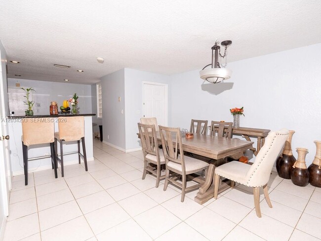 Photo - 1611 Veracruz Ln