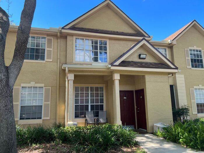 Perfect 2/2 Split Floorplan Condo with Was... - Perfect 2/2 Split Floorplan Condo with Was...