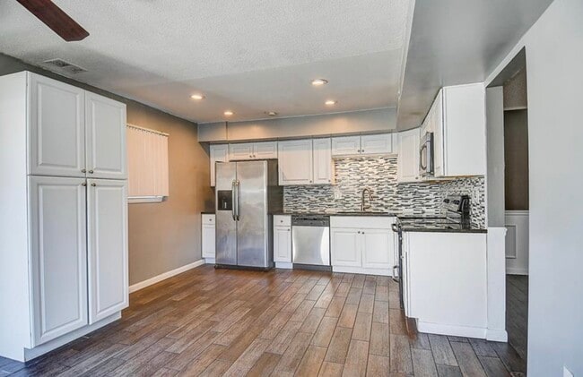 Photo - 727 Alder Cir