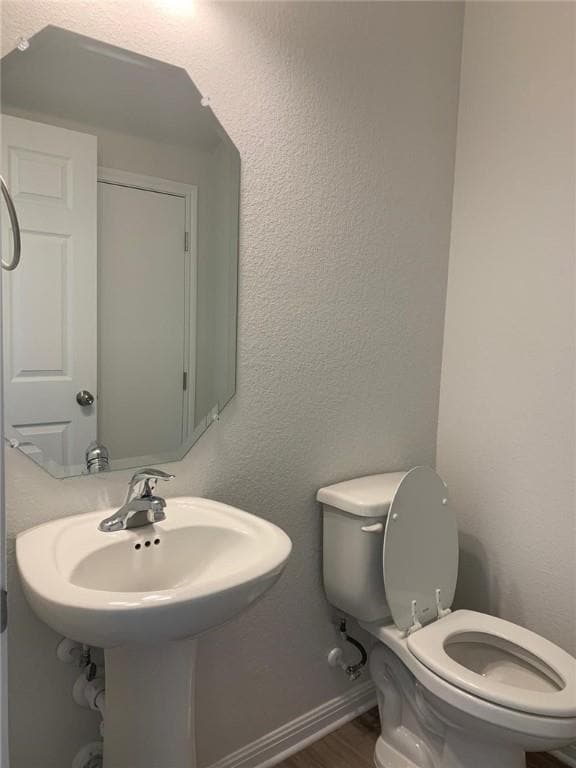 Photo - 917 Fortrose Ter