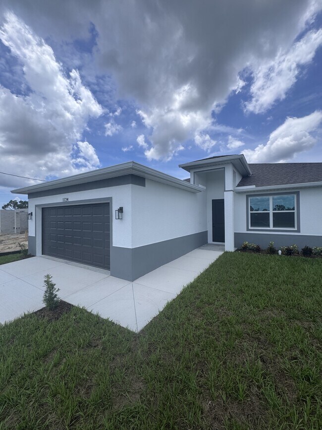 Photo - 1724 NW 24th Ave