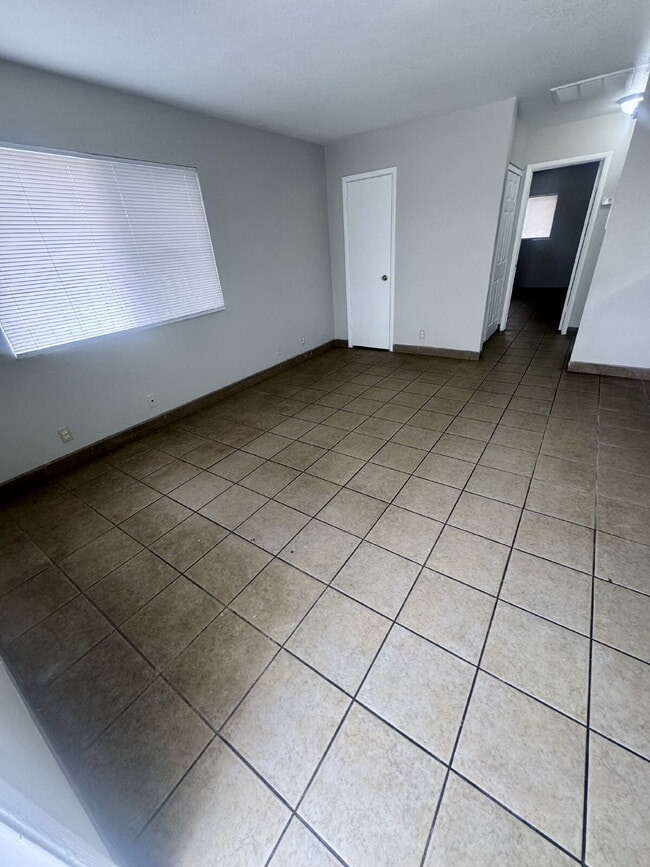 Photo - Clean, Crisp & Ready Now Unit 1