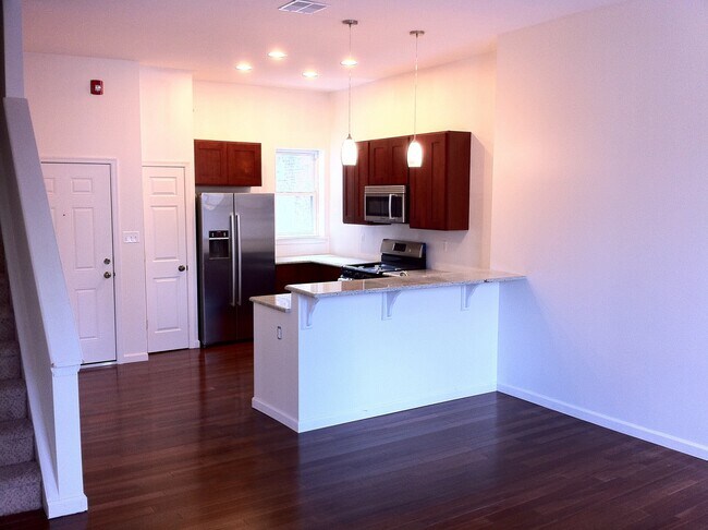 Photo - 1424 Catharine St Unit C