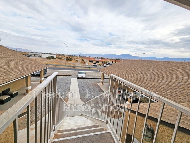 Photo - 2321 E Calvada Blvd Unidad #6 NO DOGS