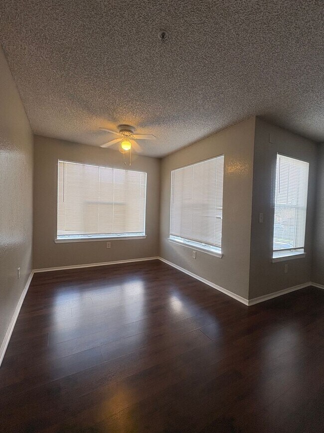 2208 Antigua Pl
