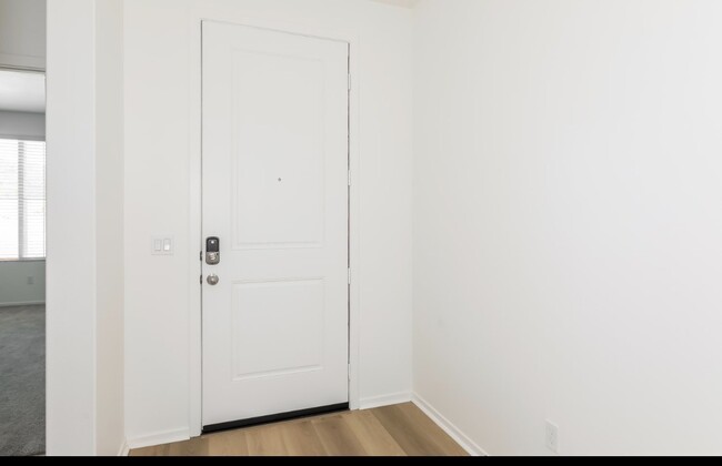 Photo - 27230 Goldstone Dr