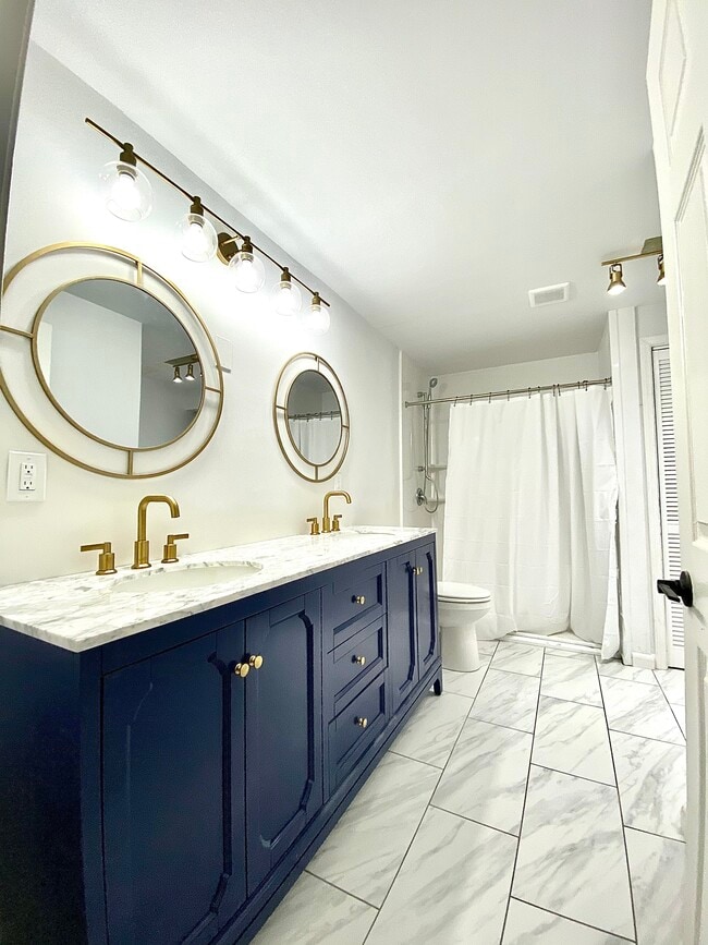 Building Photo - 8 George Washington Carver Ave Unit B - Lower