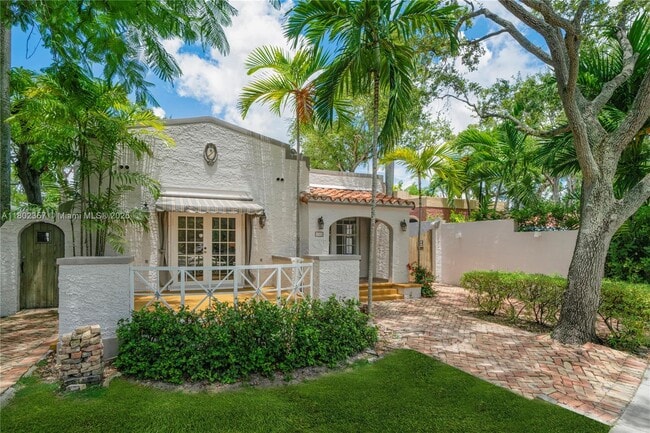 Photo - 1765 Wa Kee Na Dr Casa