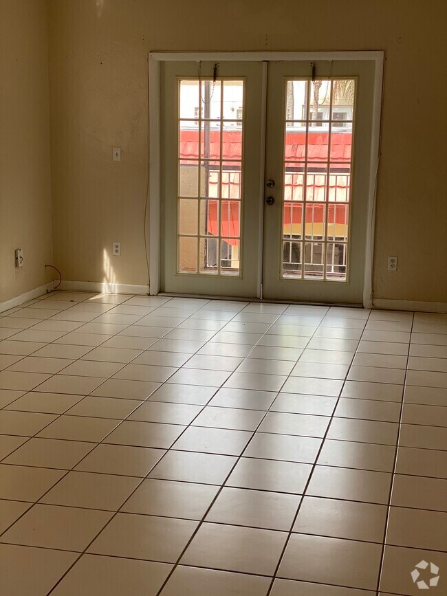 Building Photo - 10901 SW 88th St Unit 203 Rental