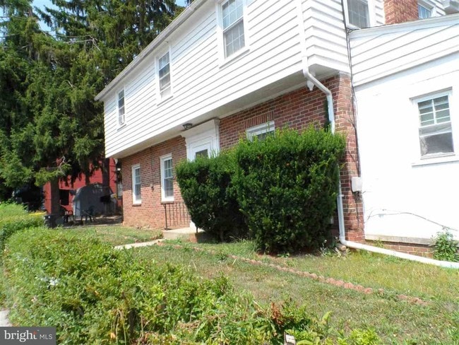 Photo - 201 Kurtz Ave House