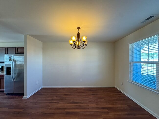 Photo - Lovely 5 Bed 3 Bath Home with Community Am...