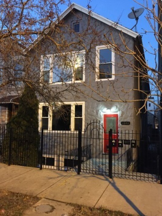 Photo - 1640 W 21st Pl Apartments Unit #1
