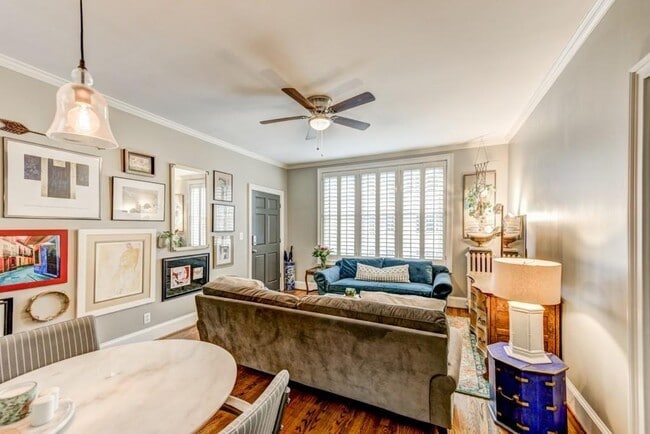 Photo - 28 Collier Rd NW Unit 11