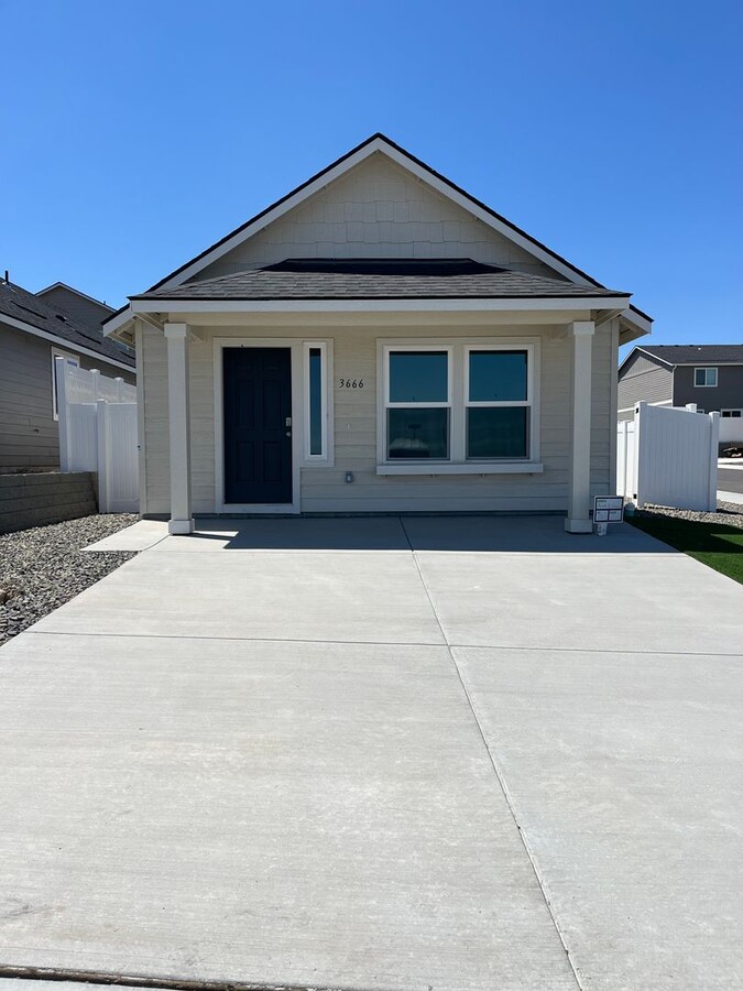 New Single Level Home in New SunRidge Comm... - New Single Level Home in New SunRidge Comm...